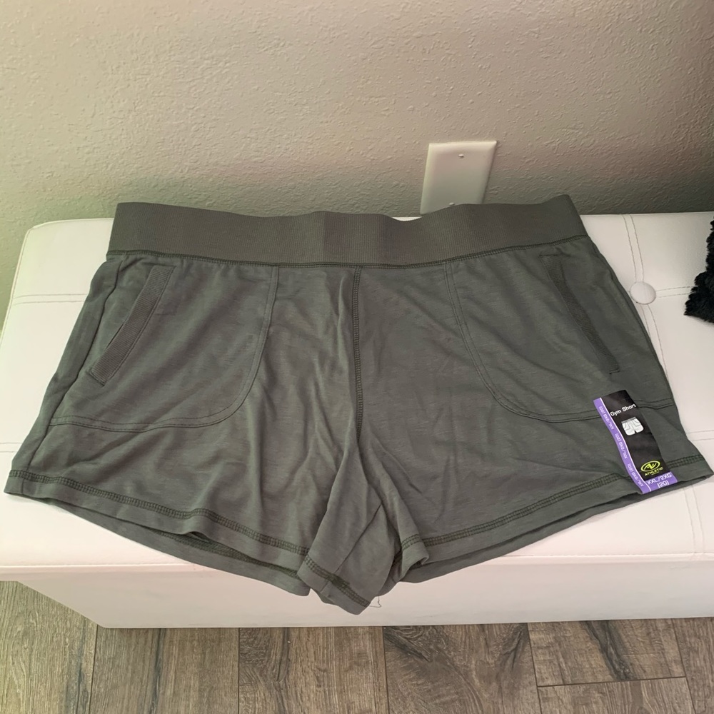 Clothes - Picture 2 of 2